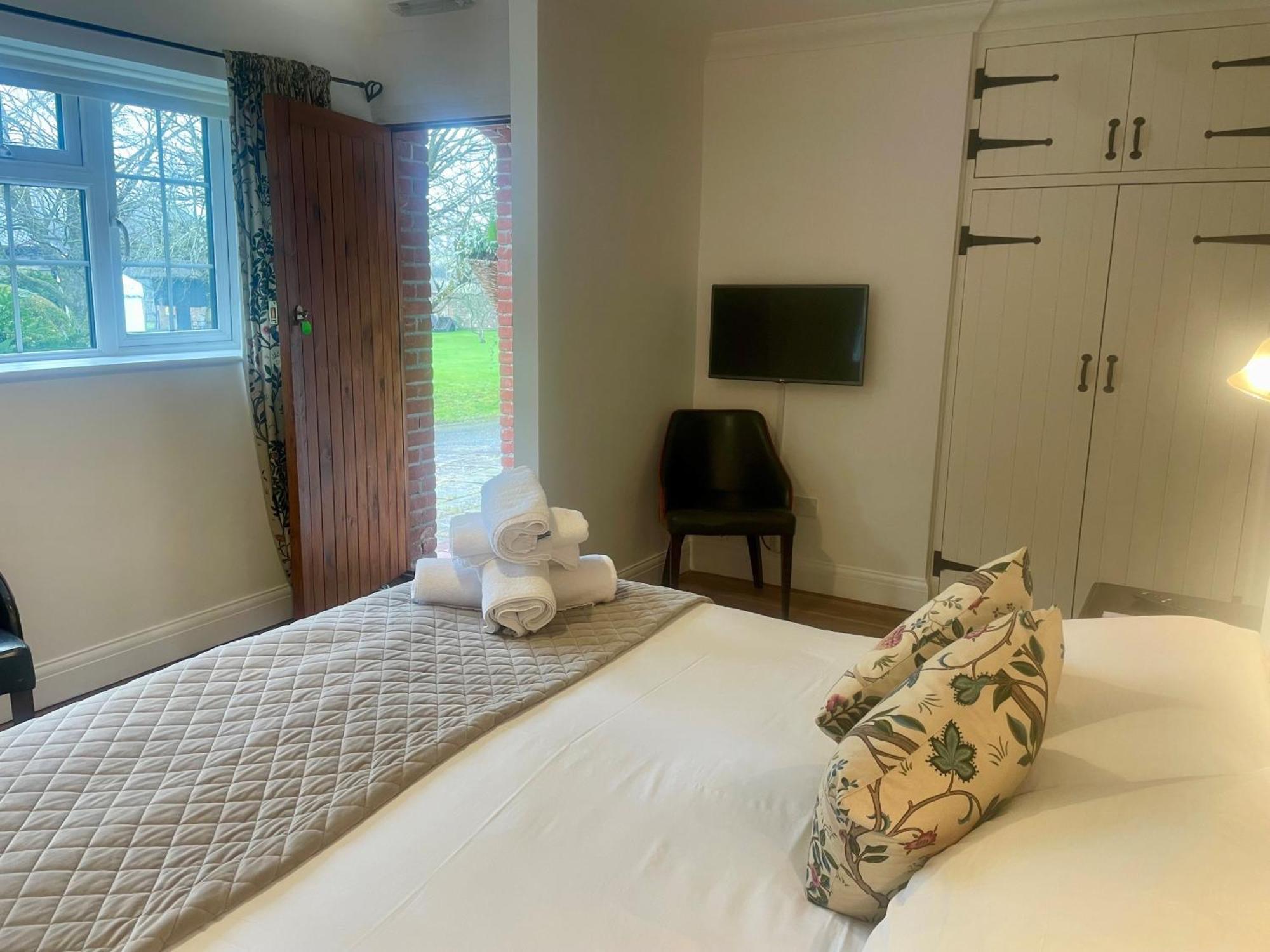 Old Selden Farm B&B Clapham  Dış mekan fotoğraf