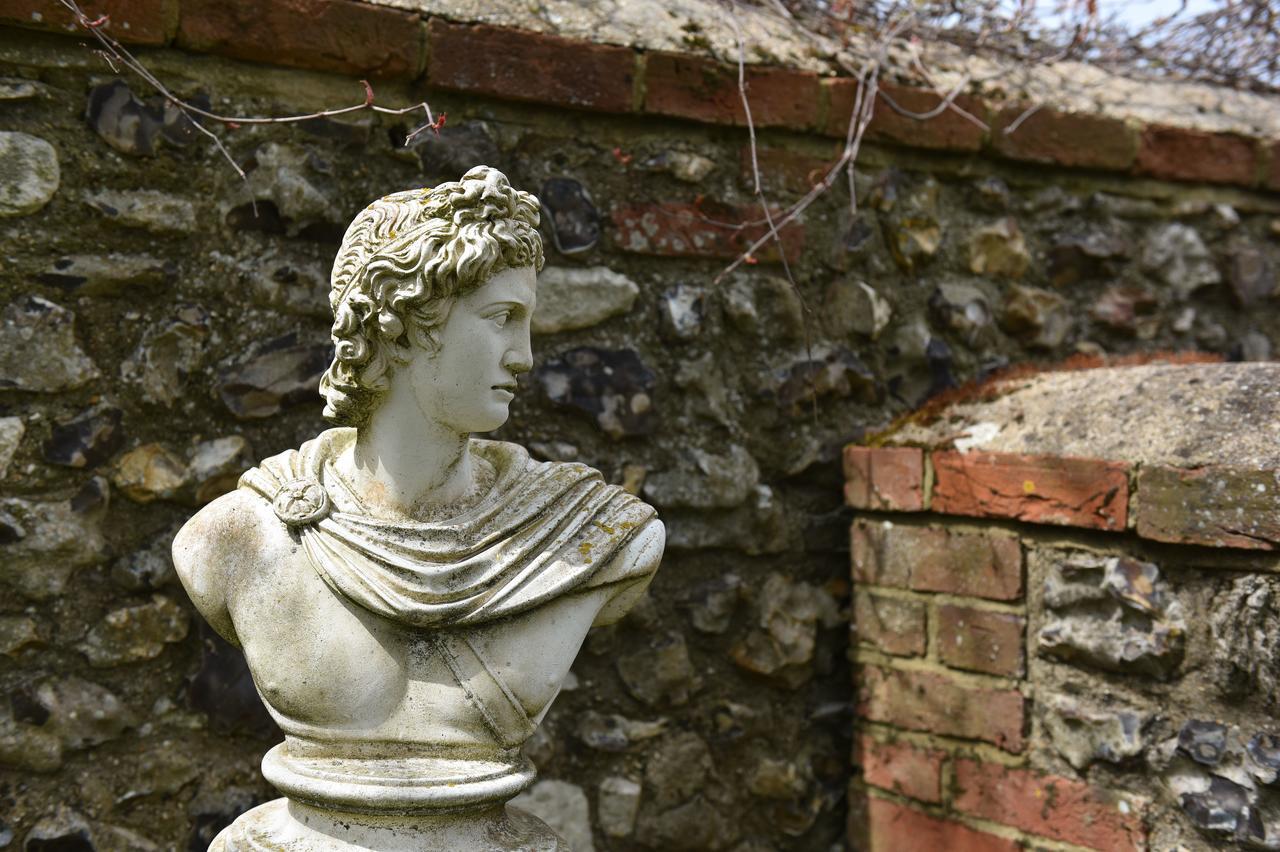 Old Selden Farm B&B Clapham  Dış mekan fotoğraf