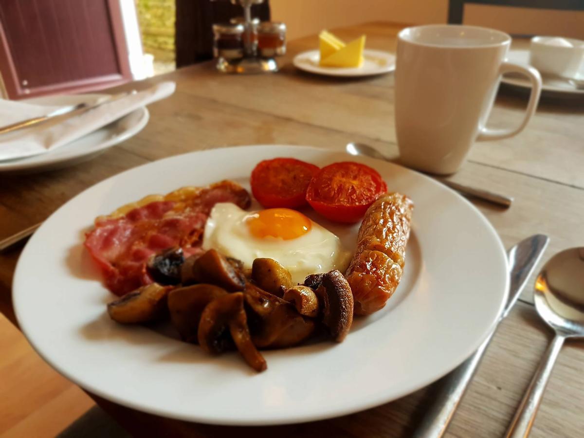 Old Selden Farm B&B Clapham  Dış mekan fotoğraf