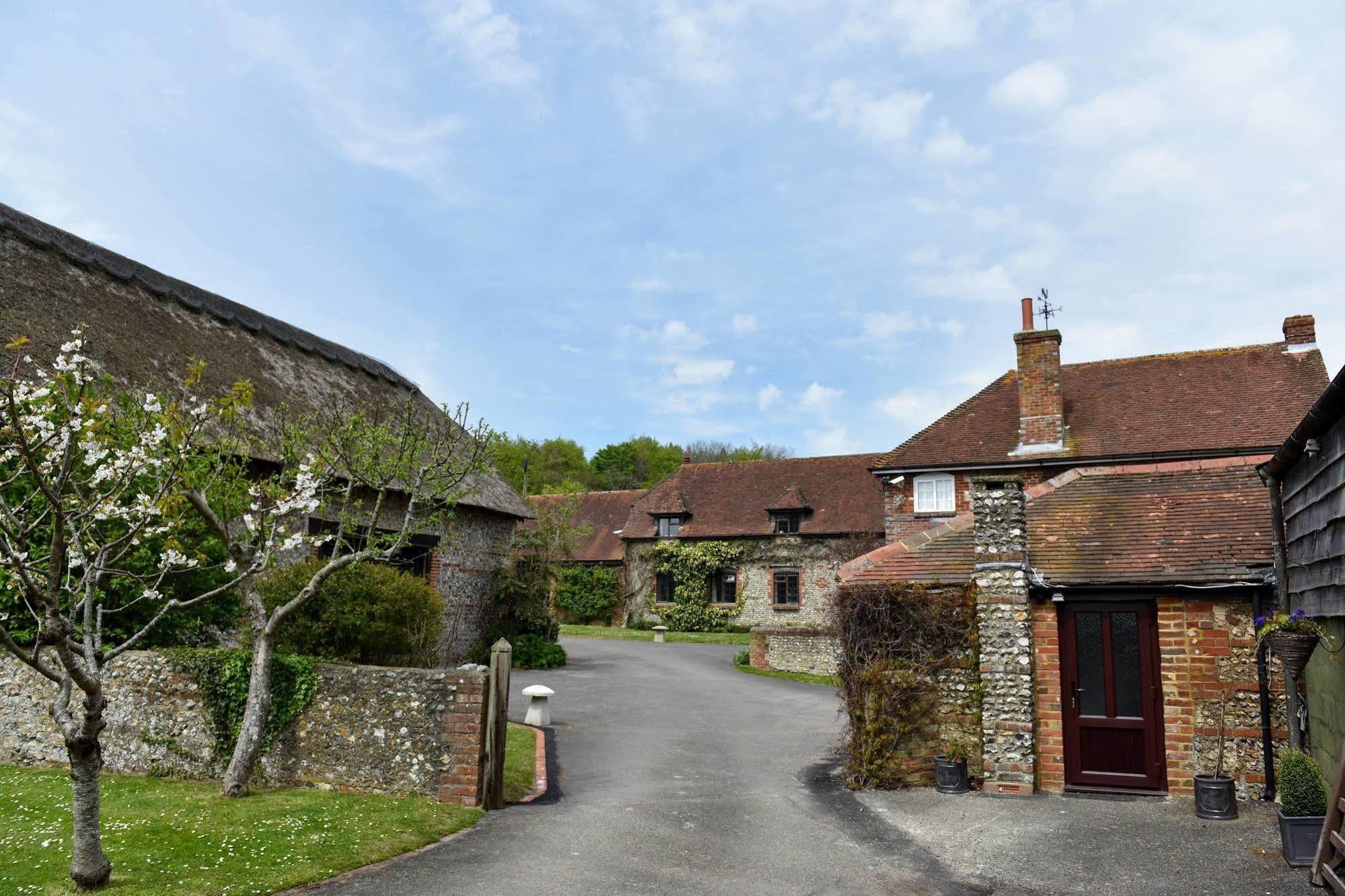 Old Selden Farm B&B Clapham  Dış mekan fotoğraf